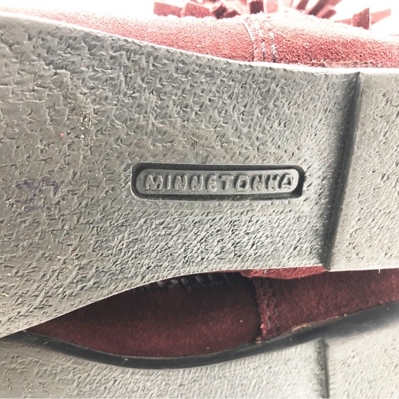 {Minnetonka} Three Fringe Mocassin - Picture 10 of 14